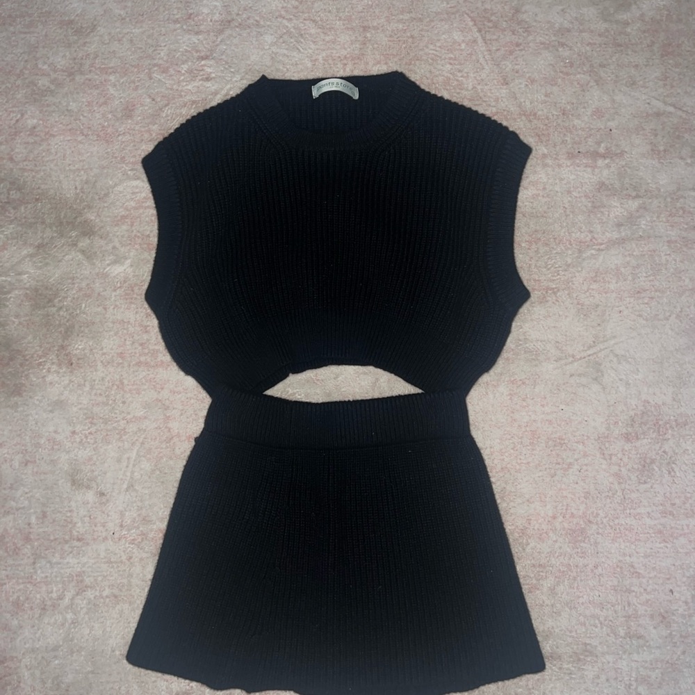 Black set from the pants store online size small